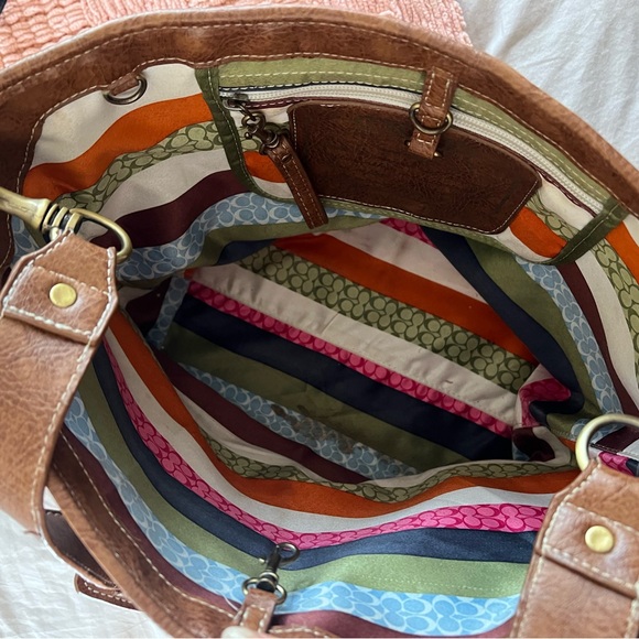 Vintage Coach Signature Shoulder Bag - Large - Picture 6 of 7